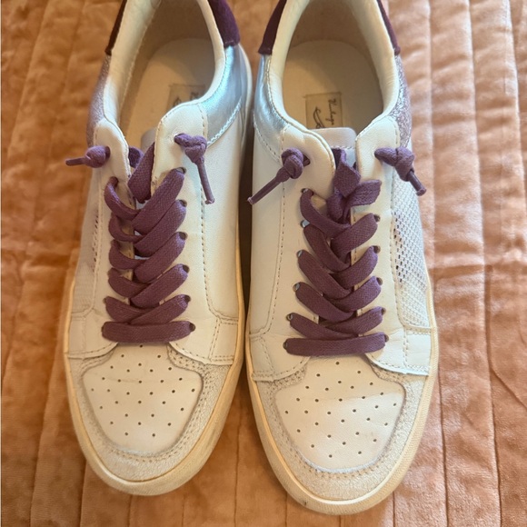 Vintage Havana White and Purple Lace-Up Sneakers - Picture 2 of 4